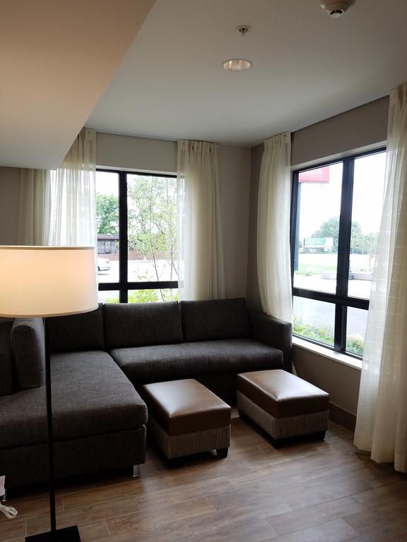 Ramada By Wyndham Minneapolis Golden Valley Εξωτερικό φωτογραφία