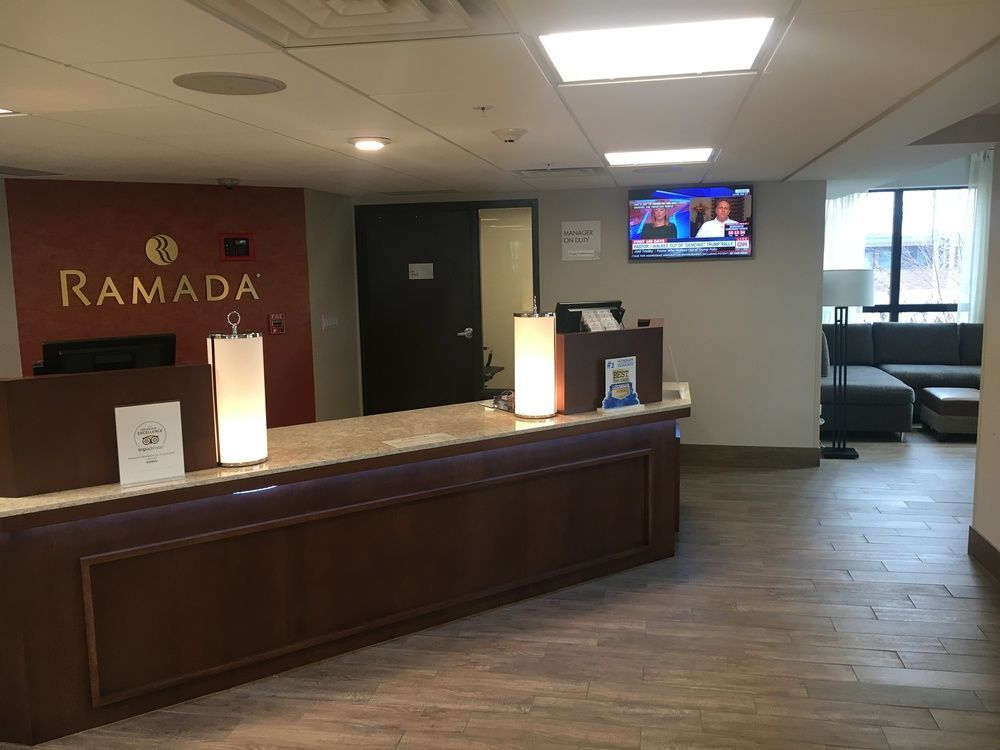 Ramada By Wyndham Minneapolis Golden Valley Εξωτερικό φωτογραφία
