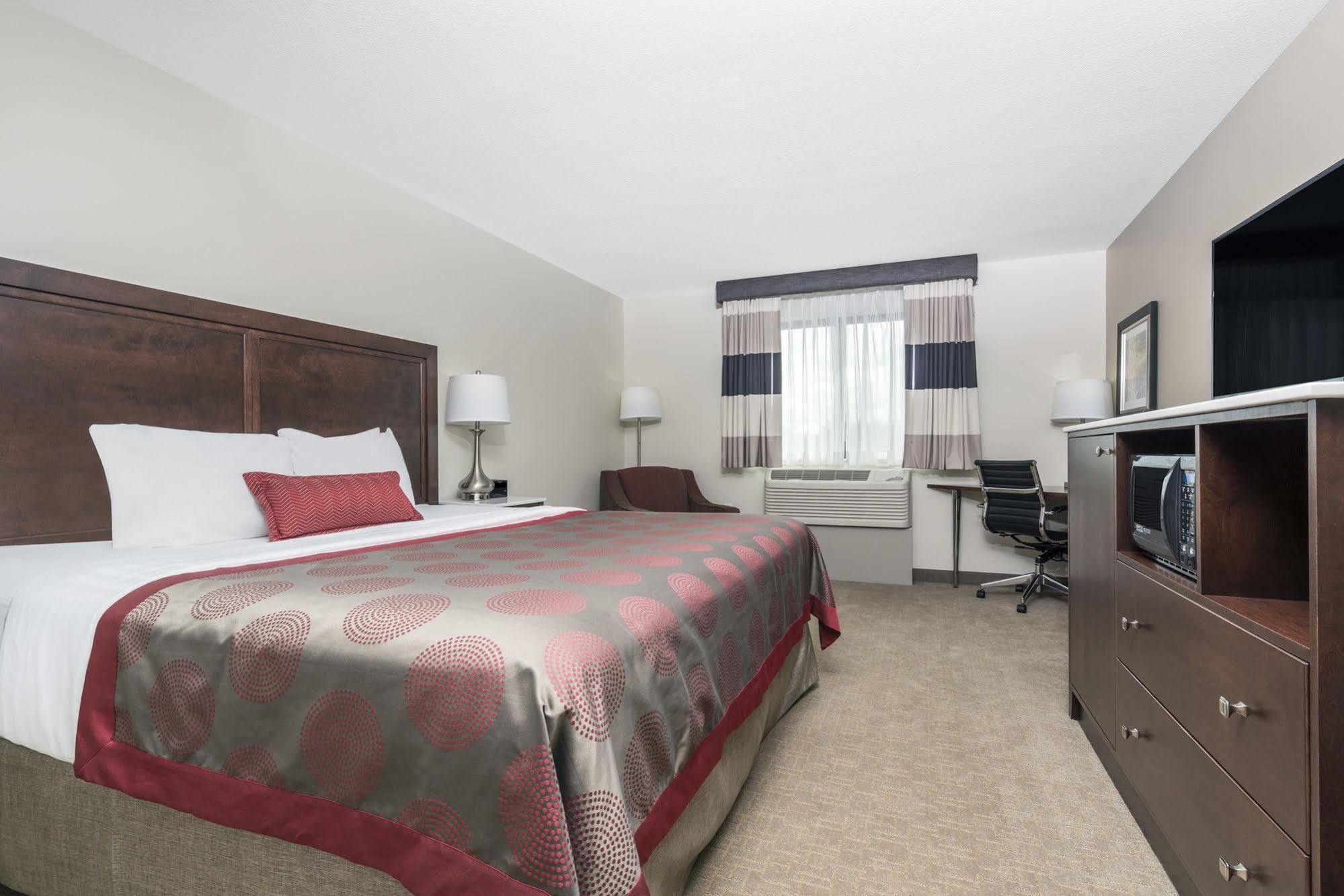 Ramada By Wyndham Minneapolis Golden Valley Εξωτερικό φωτογραφία
